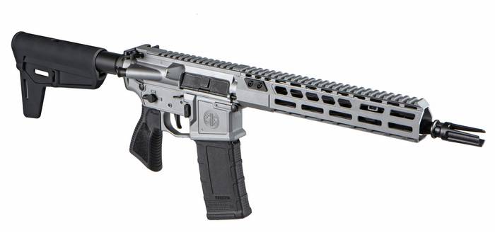 SIG Sauer M400 Switchblade – це пістолет зі стволом 11,5 дюймів, обладнаний стабілізуючою опорою Magpul BSL.