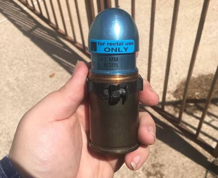 Читач Reddit із гарним почуттям гумору опублікував фотографію боєприпасу, який ймовірно підійде для цього гранатомету.