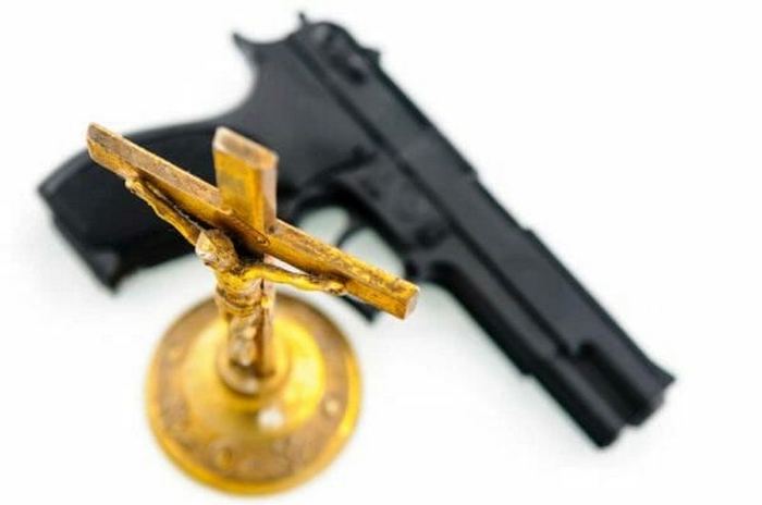 Зброя в церкві – легальна