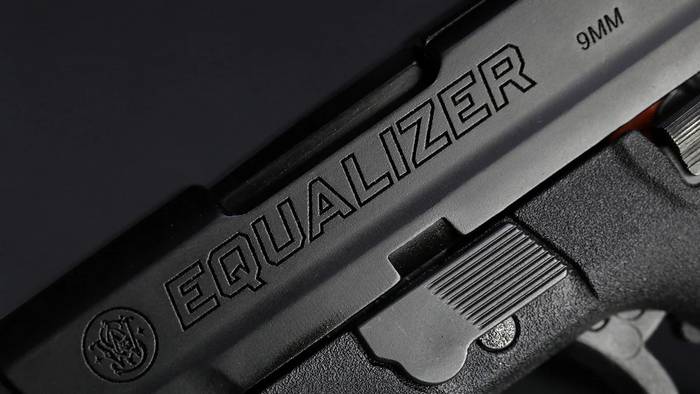 Smith & Wesson Equalizer