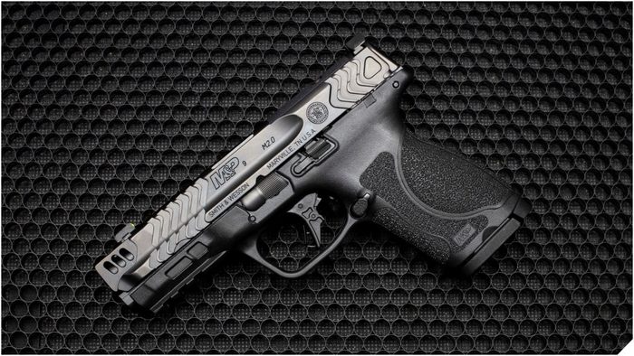 Smith & Wesson Performance Center M&P9 Carry Comp