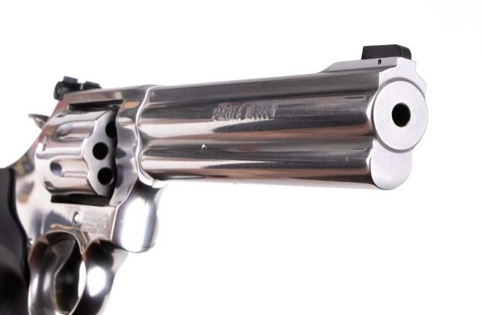 Smith & Wesson Model 648