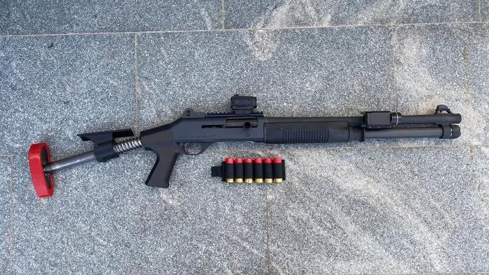 Саморобний приклад для Benelli M4