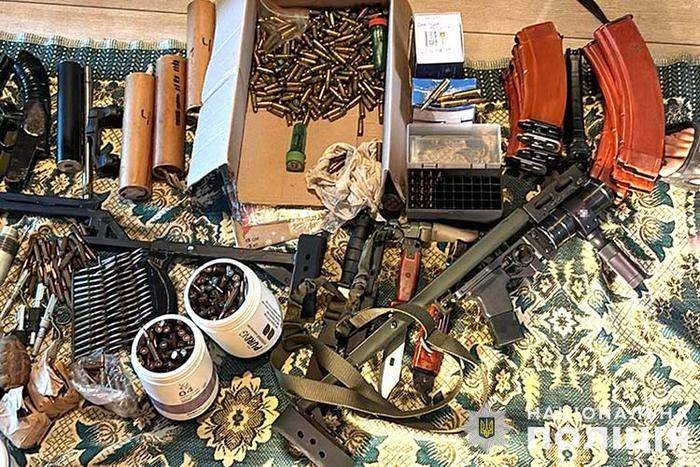 Вилучені предмети