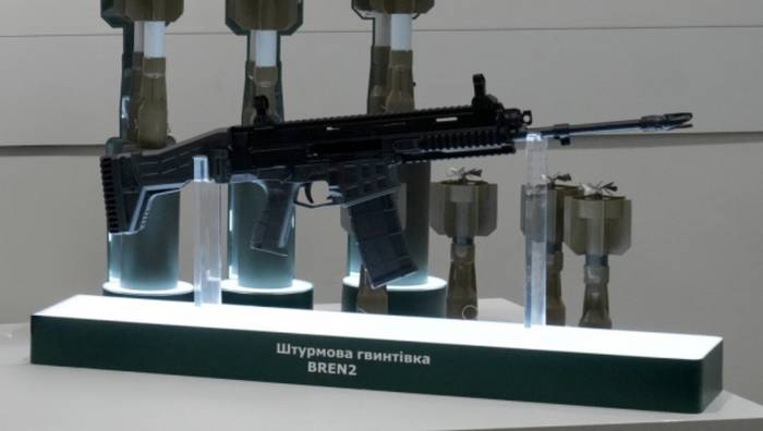 Штурмова гвинтівка BREN-2. Джерело: акціонерне товариство “Українська оборонна промисловість”