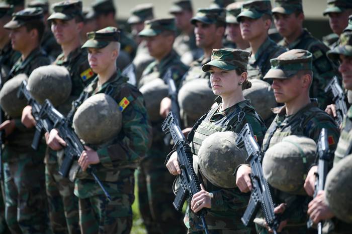Автомати CZ Bren 2 на озброєнні 22-го миротворчого батальйону. Джерело: Міноборони Молдови.