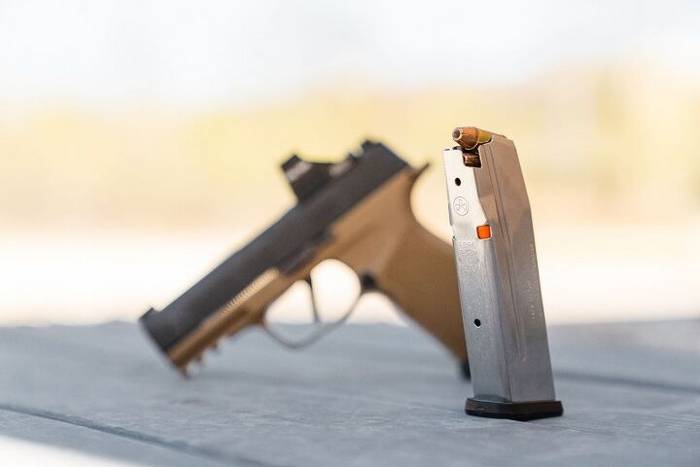 AMAG 17 SG9