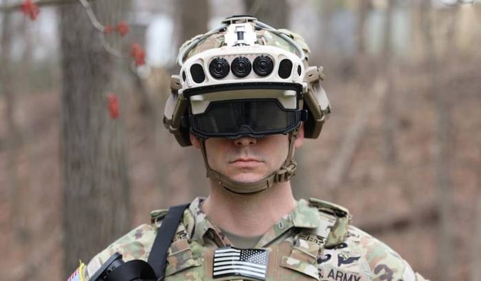 Військовослужбовець армії США з окулярами IVAS 1.2. Фото з відкритих джерел.