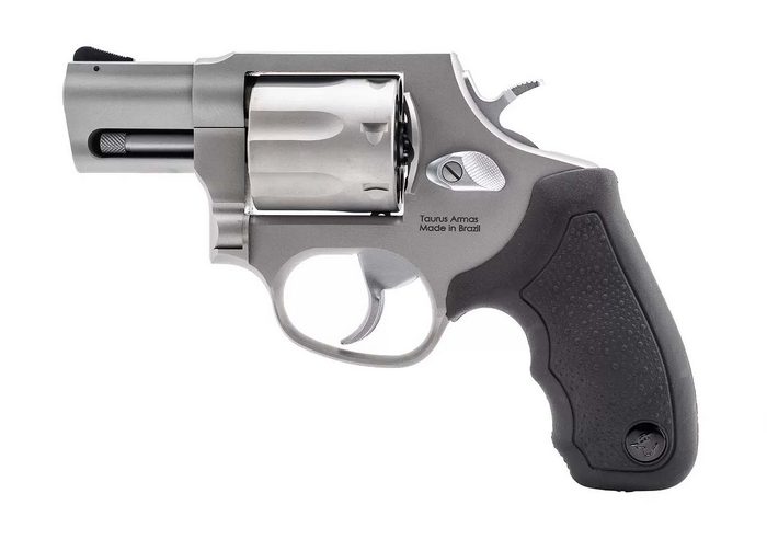 Taurus 817