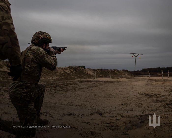 Тренування з протидії дронам під час БЗВП. Фото Сухопутні війська ЗСУ