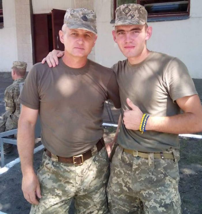 Володимир Кучер (ліворуч) з сином