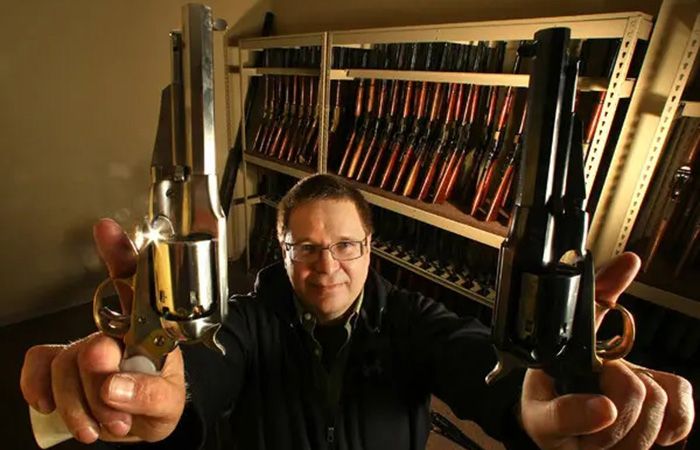 Про зброю створюється зовсім нереальне враження