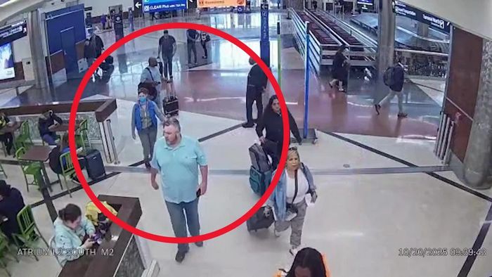 Біллі Джо Кейґл на запису камери спостереження.