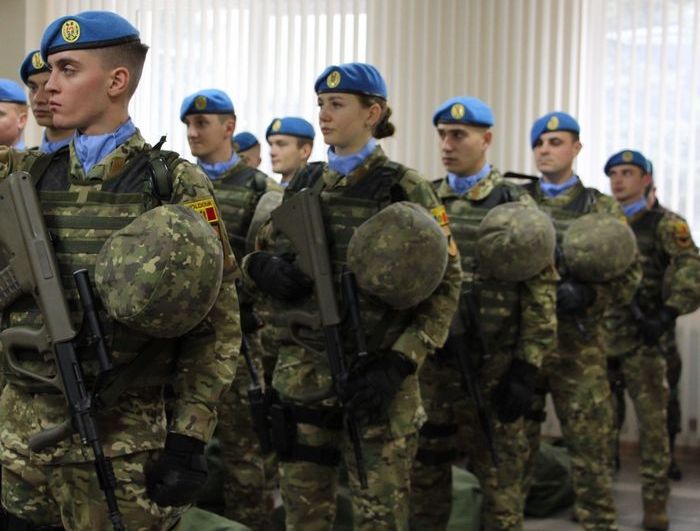 Молдовські миротворці з гвинтівками AUG. 24 листопада 2025 року. Фото: МО Молдови