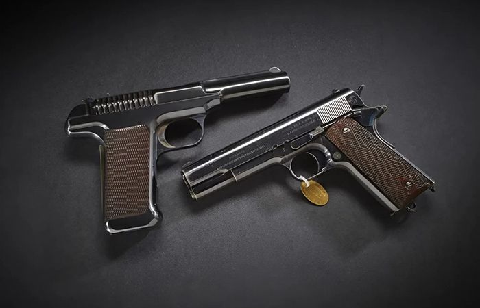 Model 1907 та М1911 були занадто різні