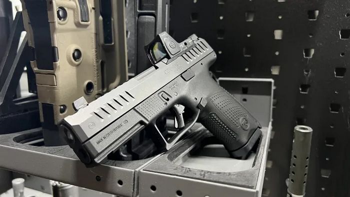 CZ P10C Ported