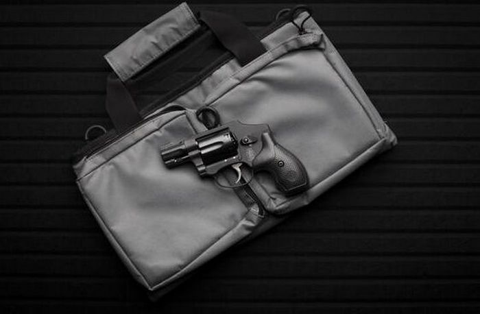 Револьвери Davidson з J-подібною рамкою