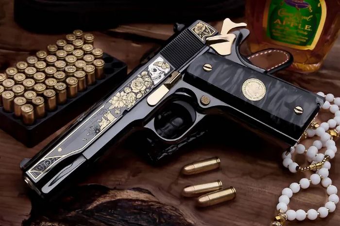 SK Guns Jesús Malverde