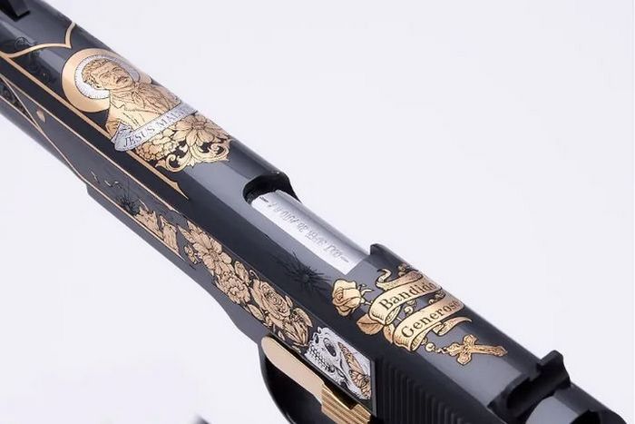 SK Guns Jesús Malverde