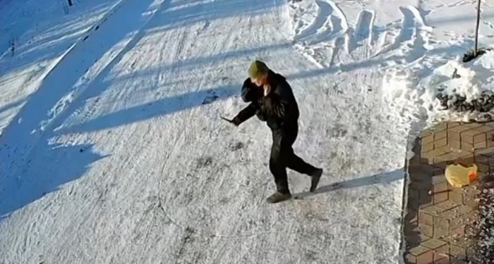 Кадр з відео