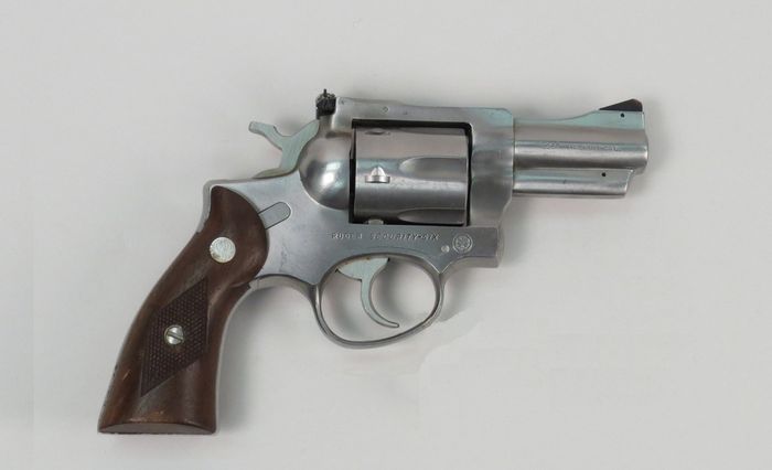 З укороченим стволом.