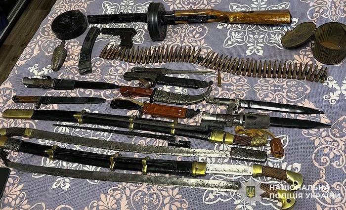 Вилучені предмети