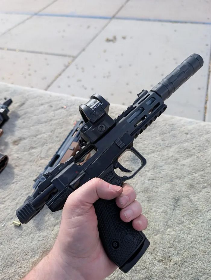 B22 Jaguar від Beretta