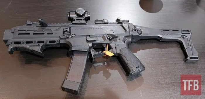 CZ Scorion Evo 3 з прикладом Strike Industries Polymer FSA
