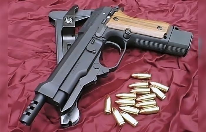 Стріляв чергами по 3 патрони