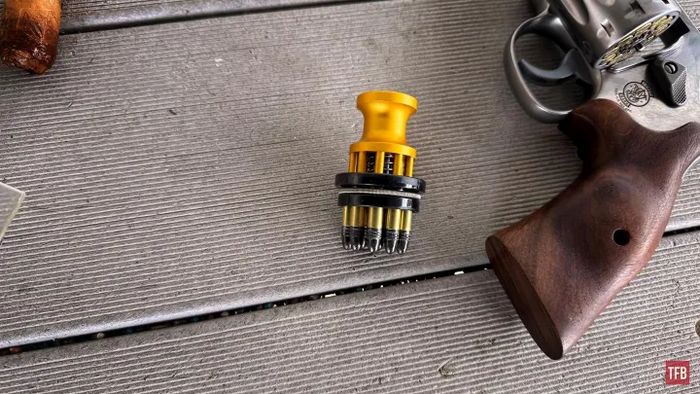 Speed Beez Speed Loader