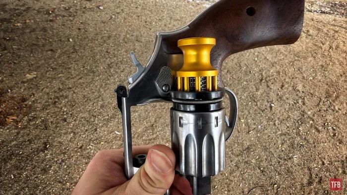 Speed Beez Speed Loader