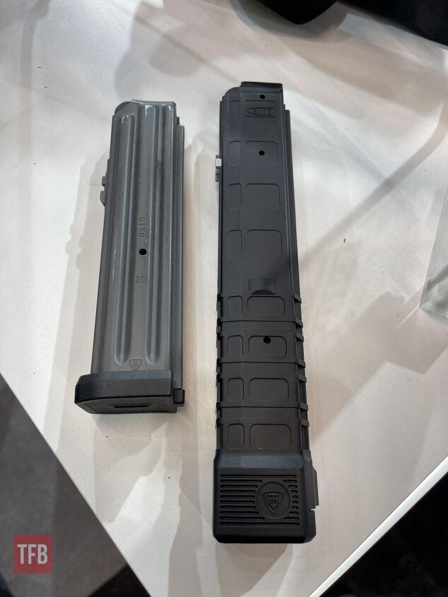 Пістолет-кулемет FORT-230