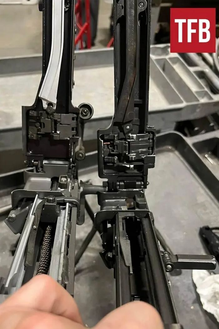 Збірки лотка для подачі та кришки M249 та MG43