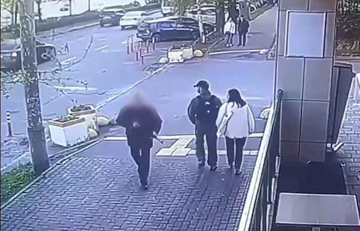 Кадр з відео