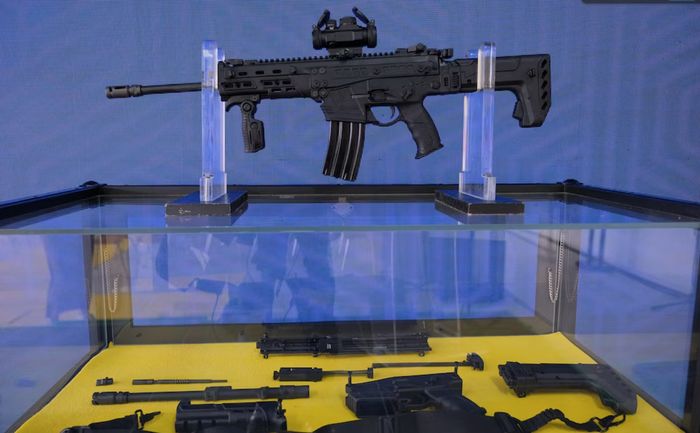 Колумбійська штурмова гвинтівка JAGUAR компанії Indumil. Травень 2026. Джерело: Міноборони Колумбії