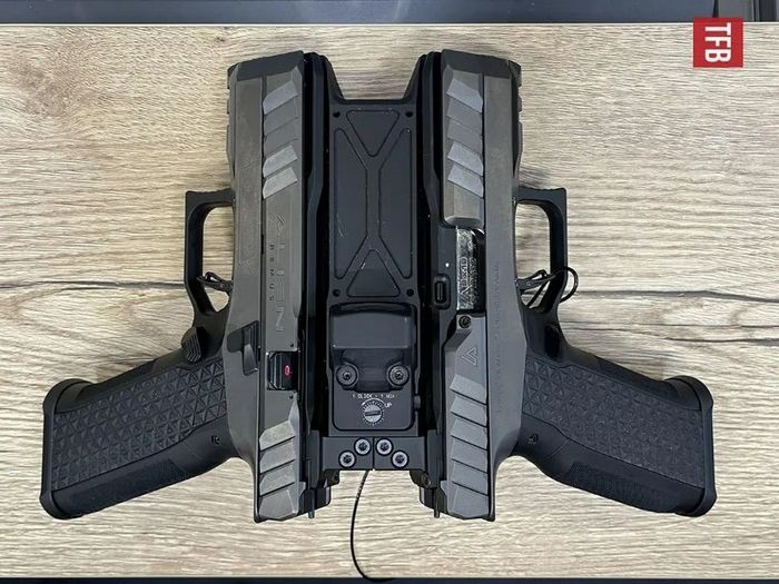 Laugo Arms Alien Remus Gemini Akimbo