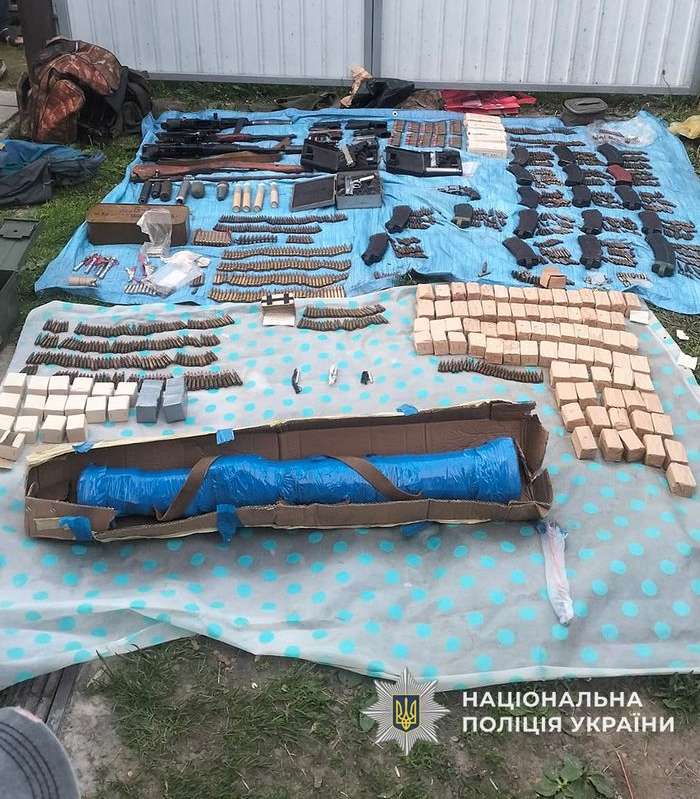 Вилучені предмети