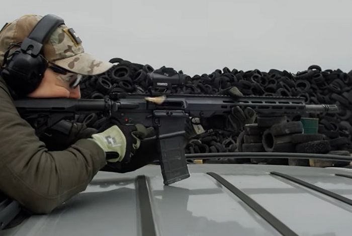 Патрон Sako TRG Sport, призначений для змагань, відрізняється м’яким відбоєм та жорсткими технологічними допусками, що забезпечують плавний цикл роботи та стабільні балістичні характеристики.