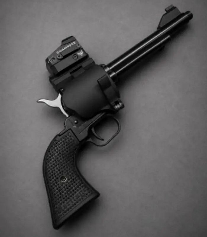 Revolver Seal