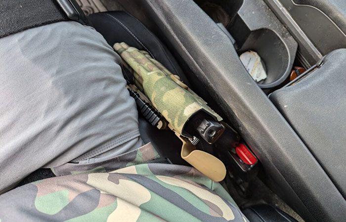 У машині заважає