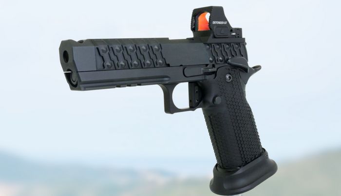 Phoenix Trinity H2 — це змагальний пістолет класу «ультра-преміум» у стилі 2011 року під патрон 9 мм Luger, спеціально розроблений для змагань USPSA/IPSC у категоріях «Open» та «Limited Optics».