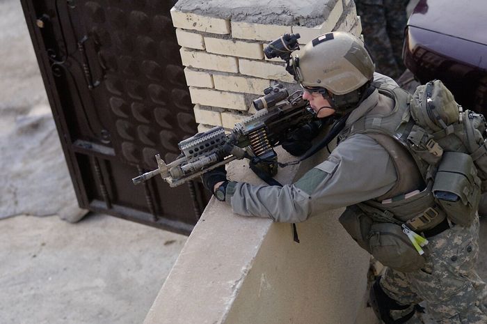 Рейнджер 2-го батальйону 75-го полку рейнджерів, озброєний Mk 46 Mod 0. Листопад 2006 року. Фото: U.S. Army Special Operations Command