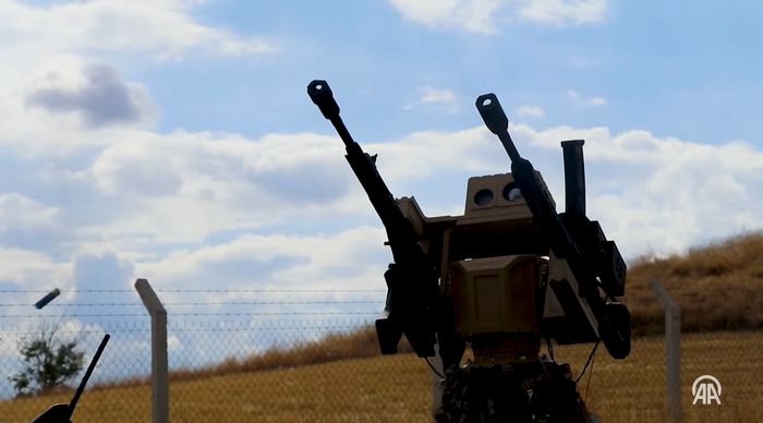 Турецька антидронова турель Dron Kalkanı від Turaç. Вересень 2026 року. Стоп-кадр із відео Anadolu Ajansı