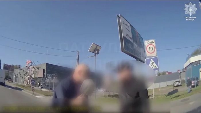 Кадр з відео